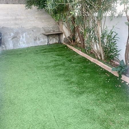 T2 Equipe Au Calme + Terrasse A 1 Km De La Mer Marseille Eksteriør bilde